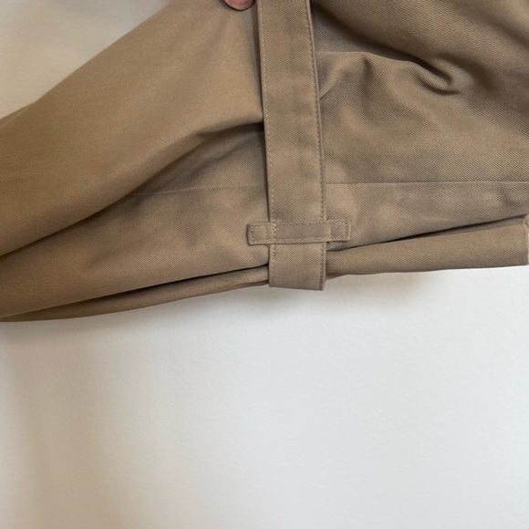 Burberry Men’s Vintage Trench Coat - size medium- great condition- authentic - Picture 4 of 16